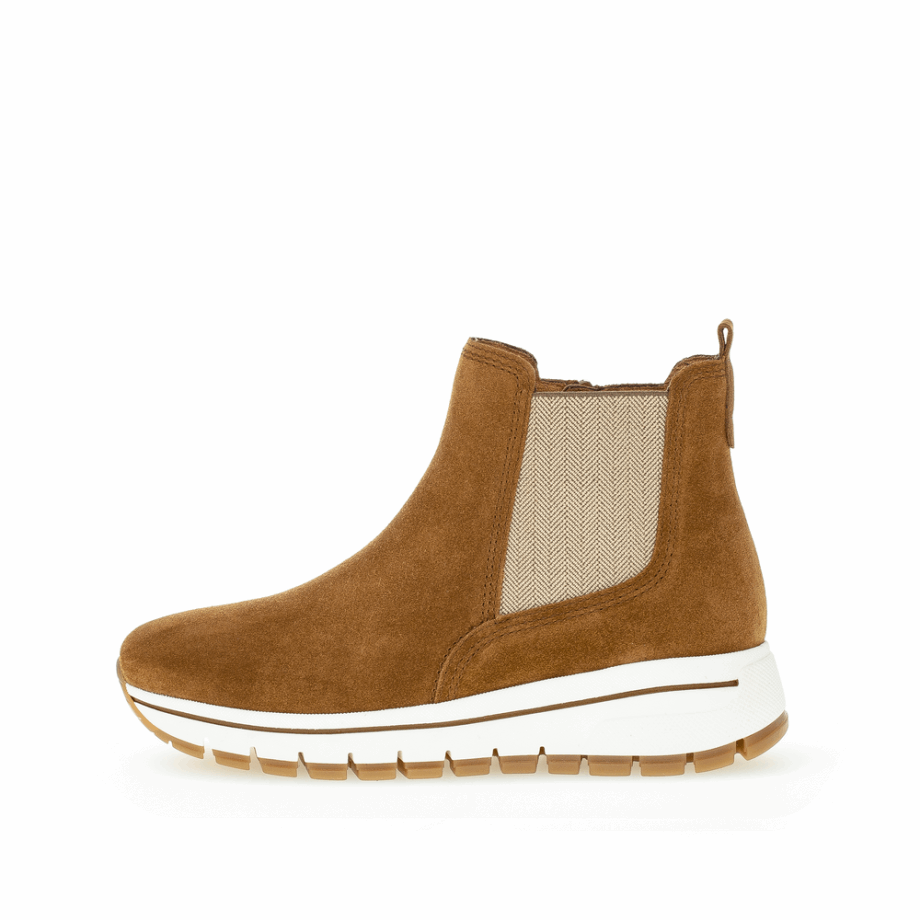 Konjak Gabor čizme Na Klin