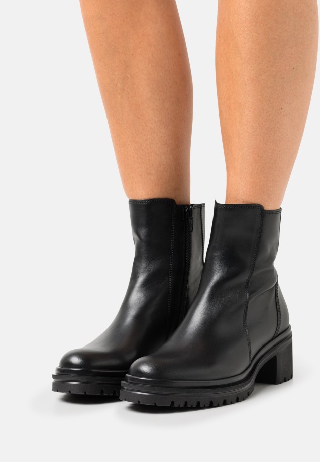 Black Gabor Platform Ankle Boots