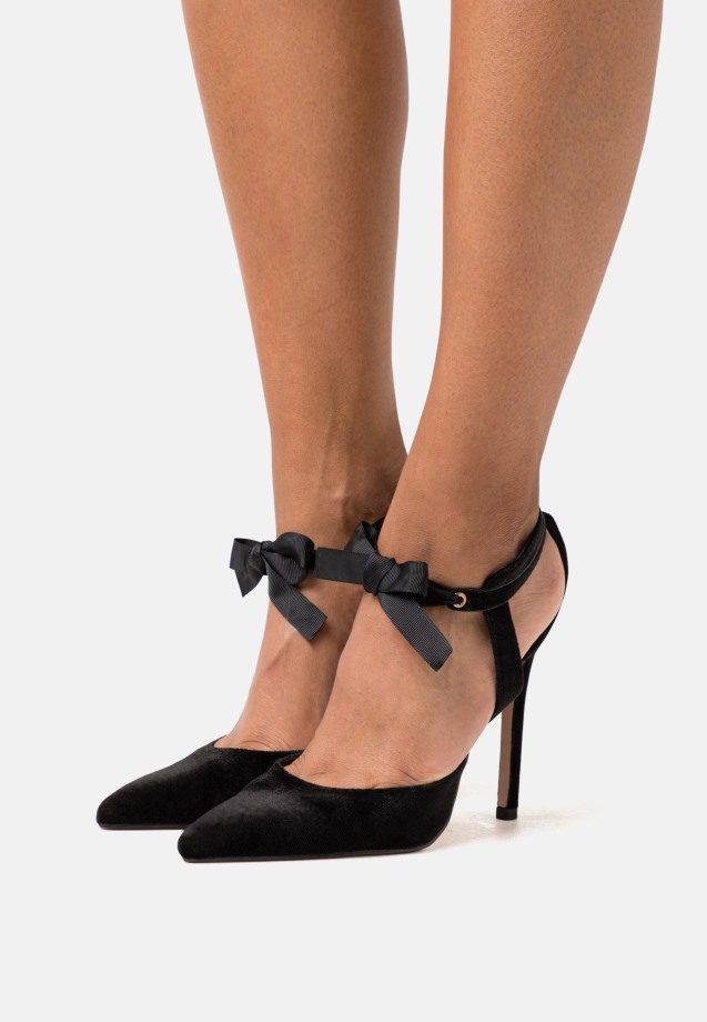 Black Gabor Wide Fit Reggie - Classic Heels