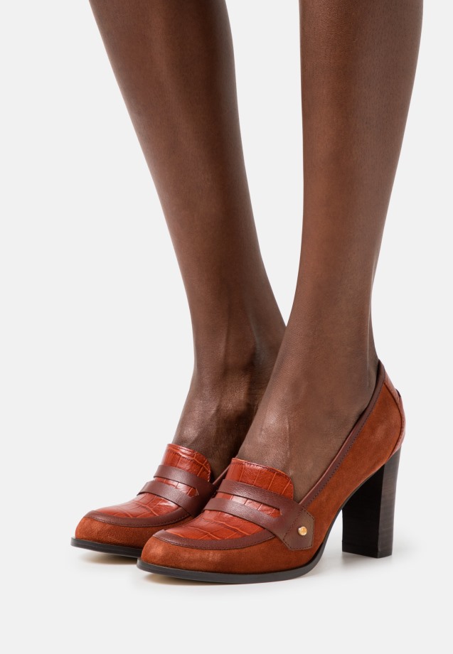 Black Leather - Classic Heels Gabor