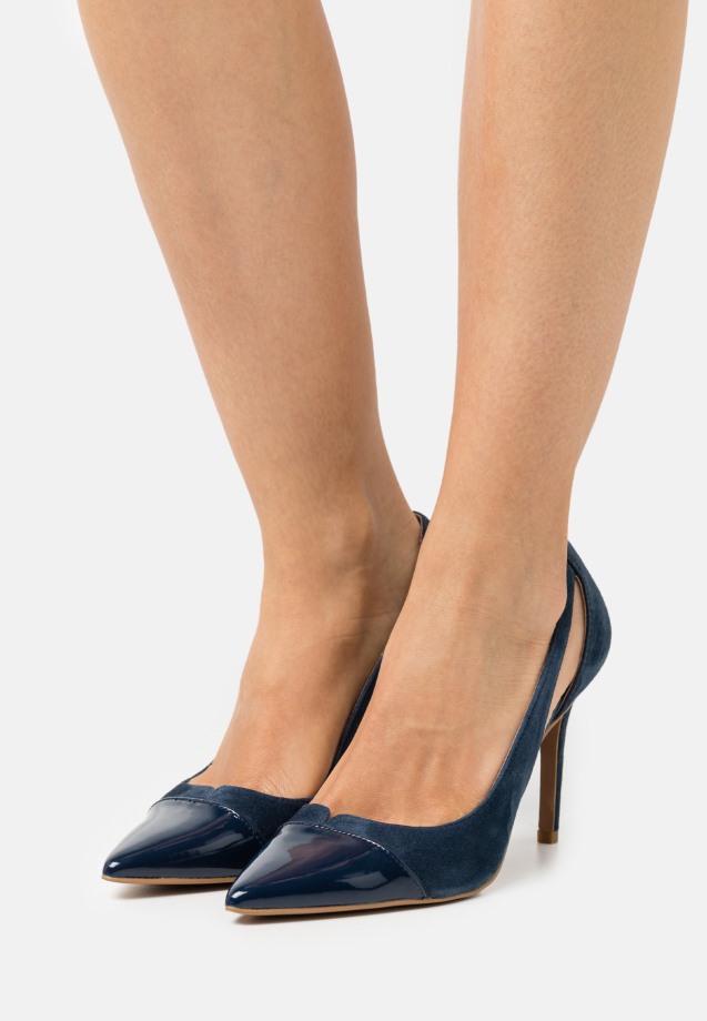 Black Leather - Classic Heels Gabor