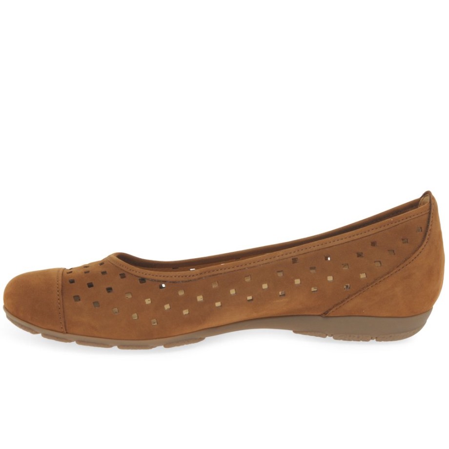 Brandy Nubuck Gabor Ruffle Womens Punched Detail Casual Shoes