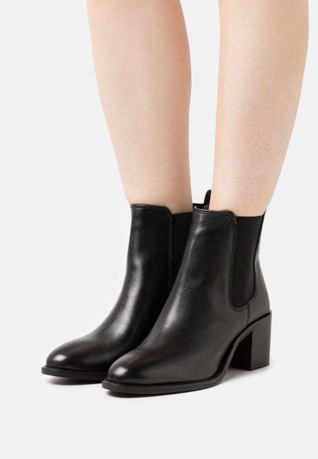 Classic Ankle Boots Gabor Women