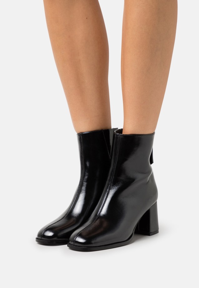 Classic Ankle Boots Gabor Women