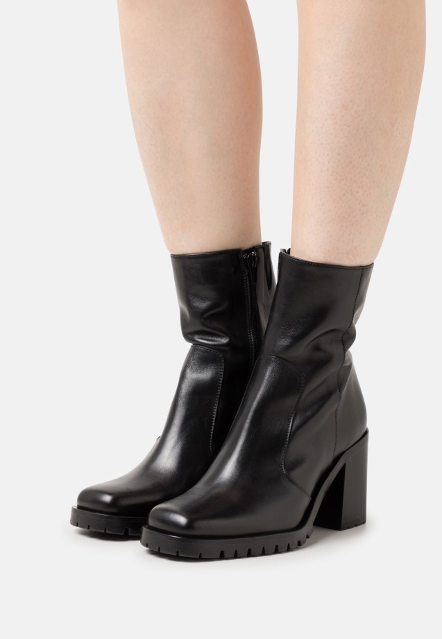 Classic Ankle Boots Gabor Women