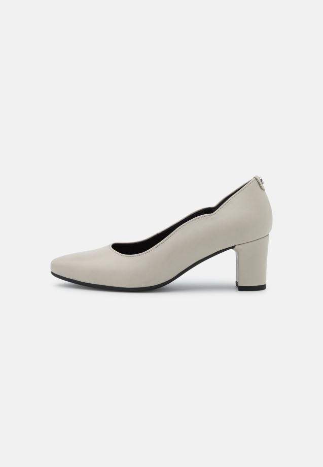Classic Heels Black Gabor Pumps