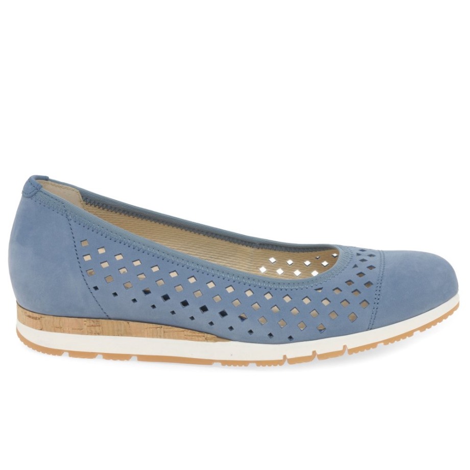 Gabor Berry Ladies Punch Detail Shoes Heaven Nubuck