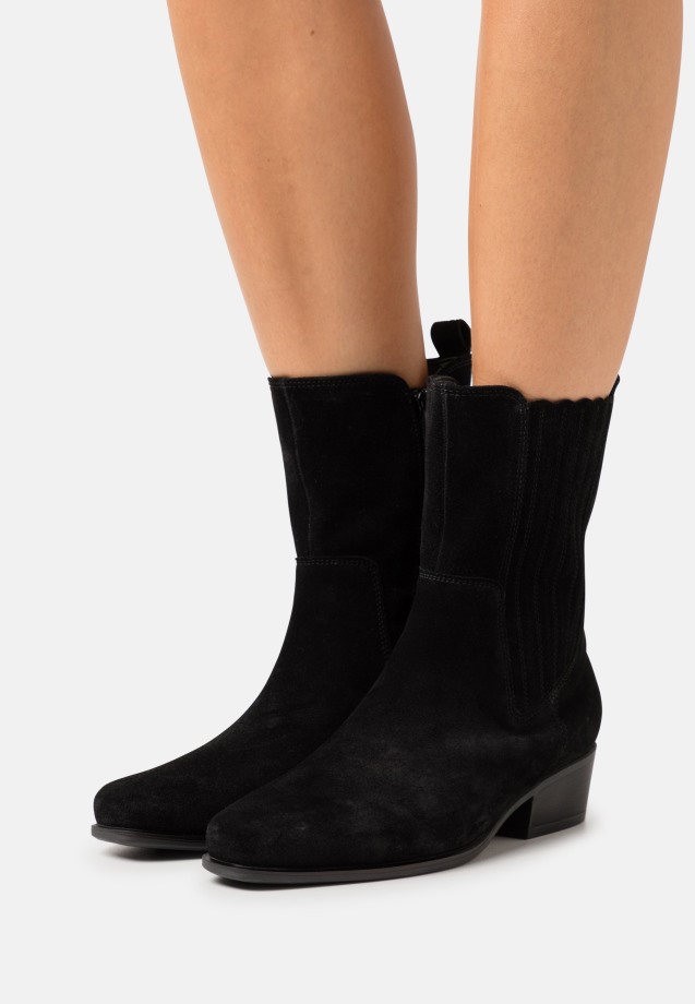 Gabor Black Cowboy/Biker Ankle Boot
