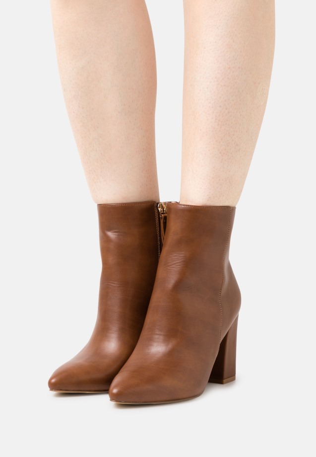 Gabor Classic Ankle Boots Taupe