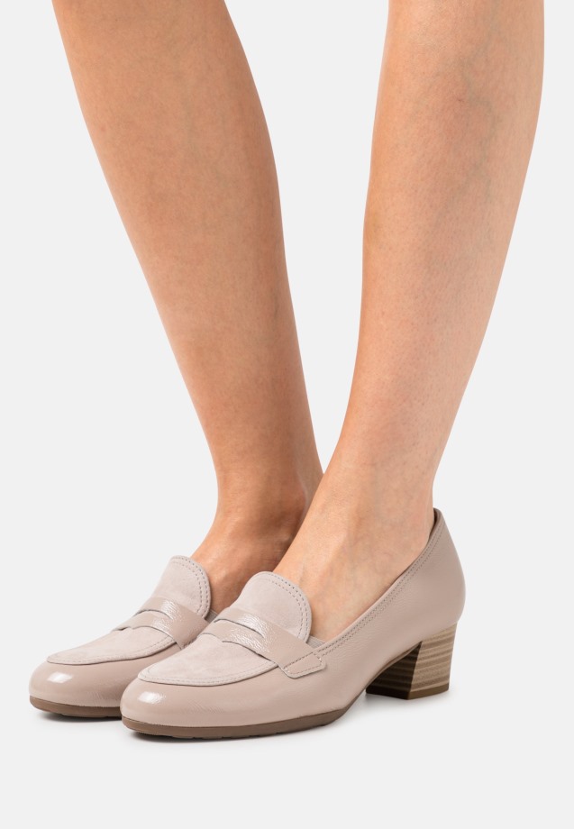 Gabor Classic Heels Camel