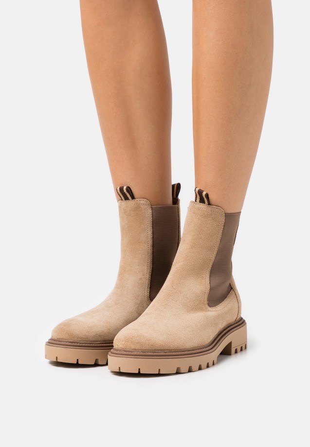 Gabor Dark Rose Ankle Boots