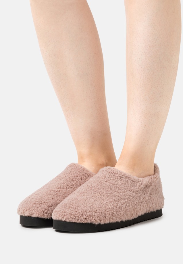 Gabor Dusty Rose Slippers