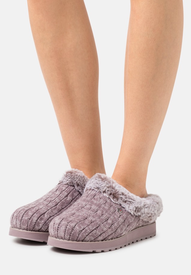 Gabor Dusty Rose Slippers
