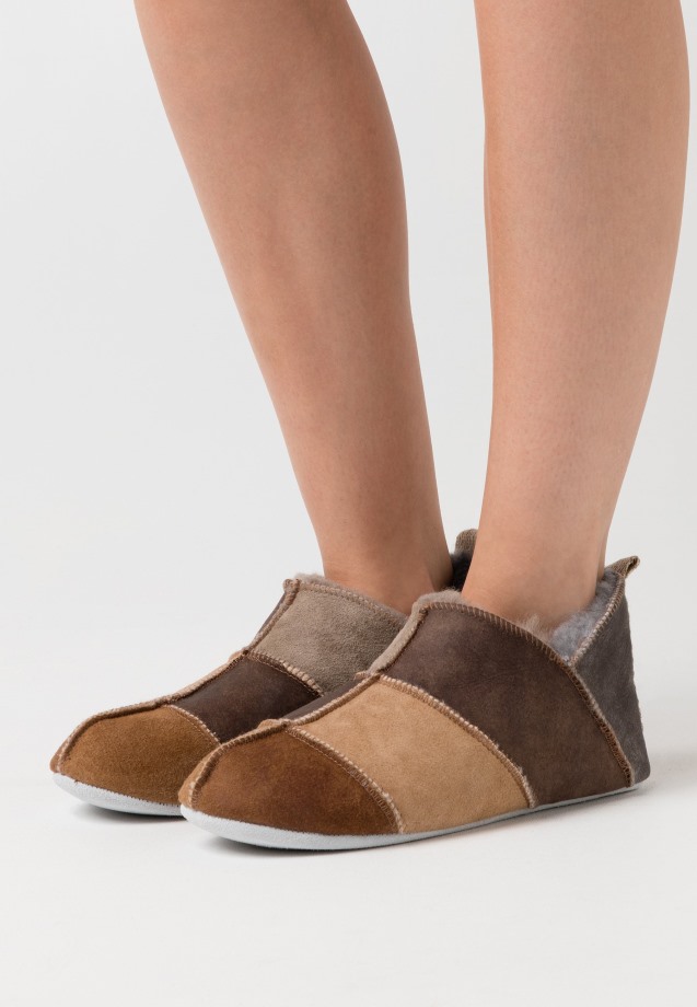 Gabor Dusty Rose Slippers