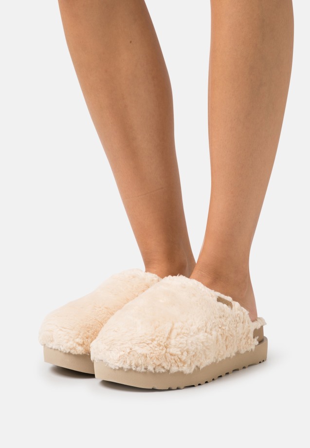 Gabor Dusty Rose Slippers