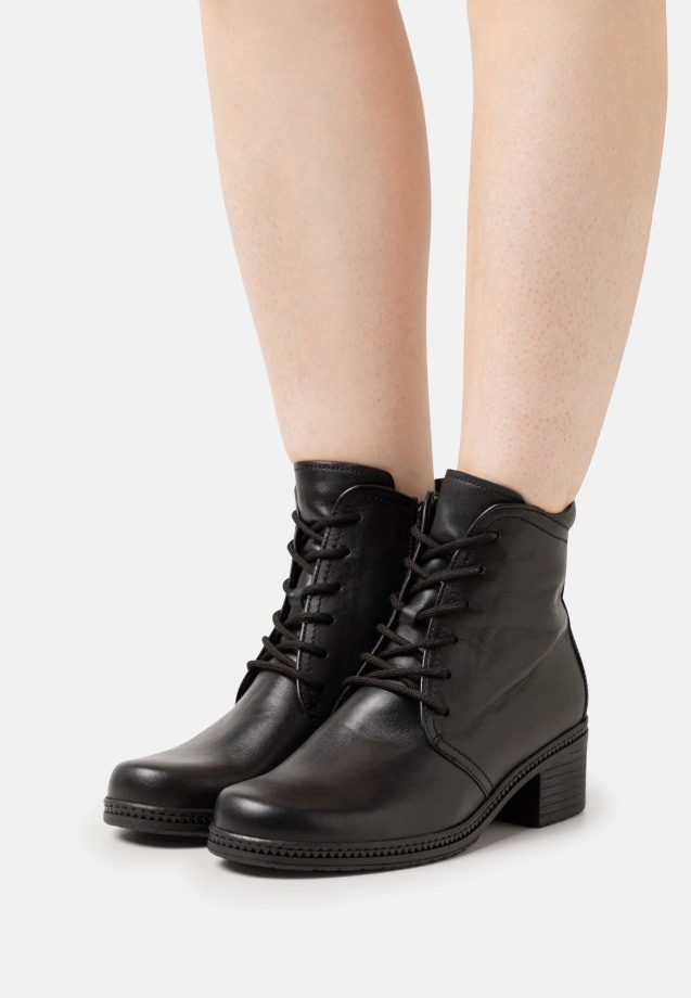 Gabor Lace-Up Ankle Boots Cognac