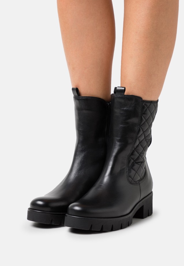 Gabor Night Blue Platform Ankle Boots