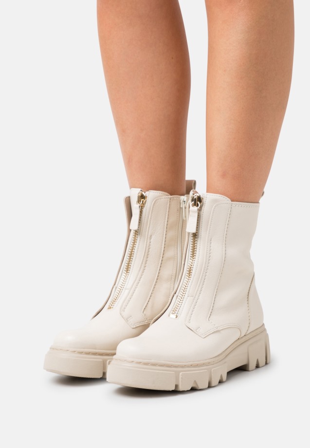 Gabor Panna Lace-Up Ankle Boots