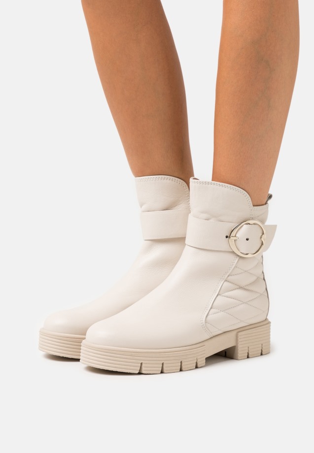 Gabor Panna Lace-Up Ankle Boots