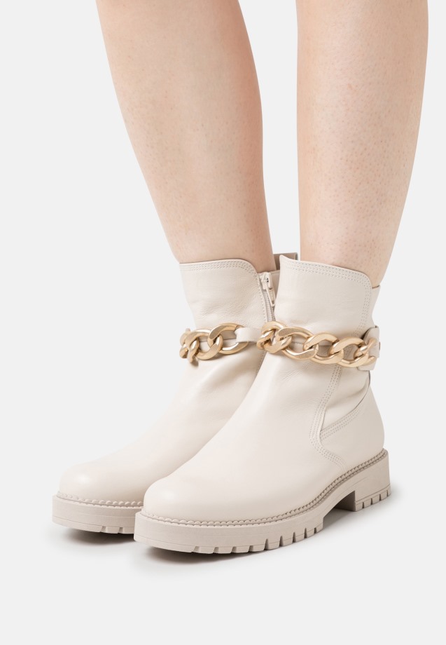 Gabor Panna Lace-Up Ankle Boots