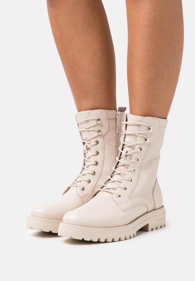 Gabor Panna Lace-Up Ankle Boots