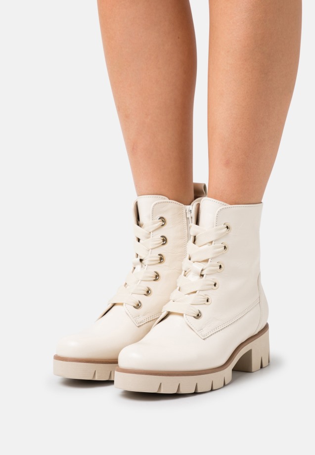 Gabor Panna Lace-Up Ankle Boots