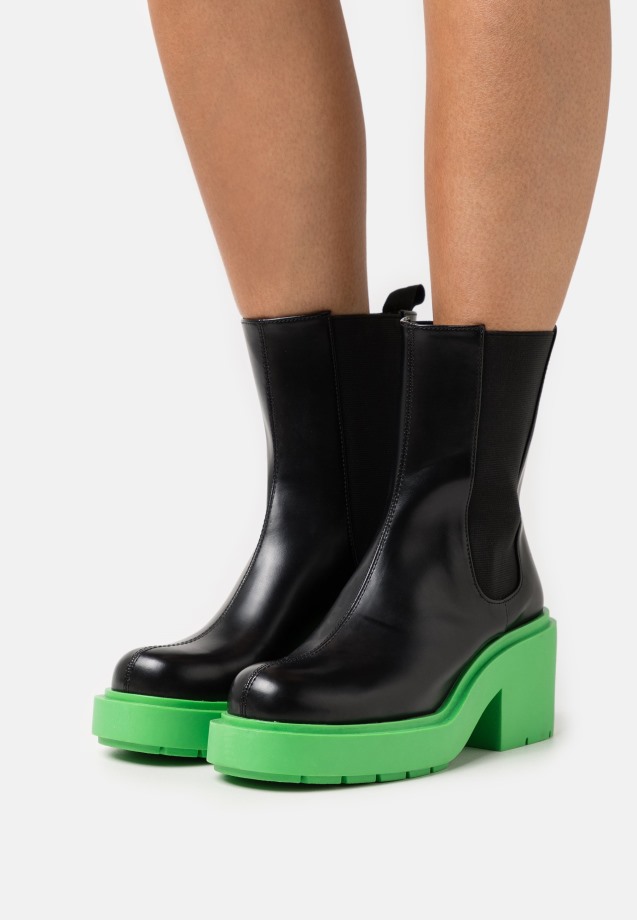 Gabor Platform Boots Rosso