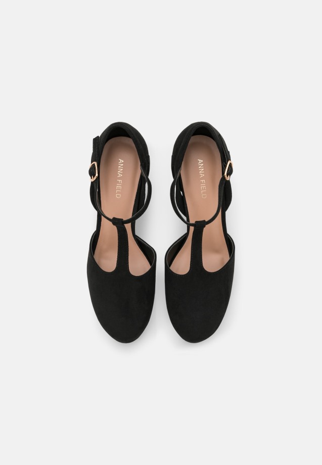 Gabor Platform Heels Black