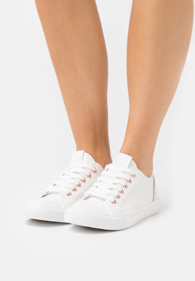 Gabor Rosa Platform Heels