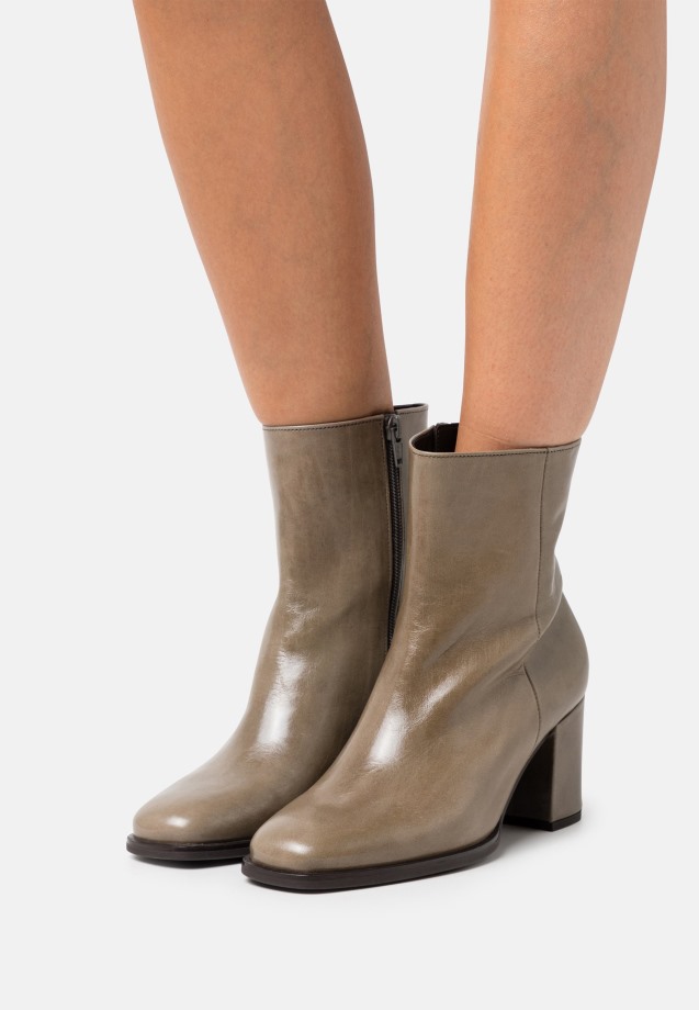 Gabor Salbei Classic Ankle Boots