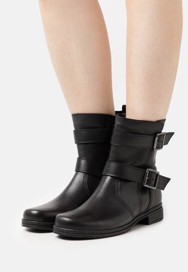 Lace-Up Ankle Boots Black Gabor