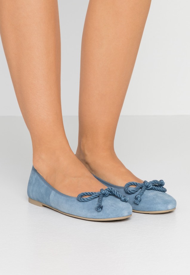 Ocean Gabor Ballet Pumps