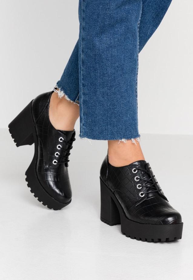 Vintage Black Gabor Leona - Lace-Up Heels