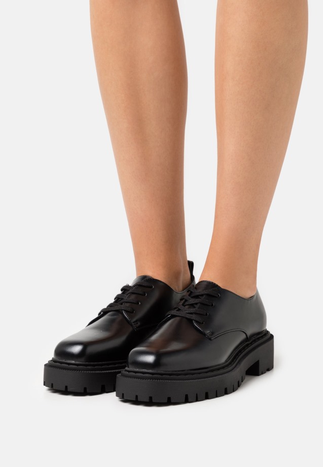 Vintage Black Gabor Leona - Lace-Up Heels