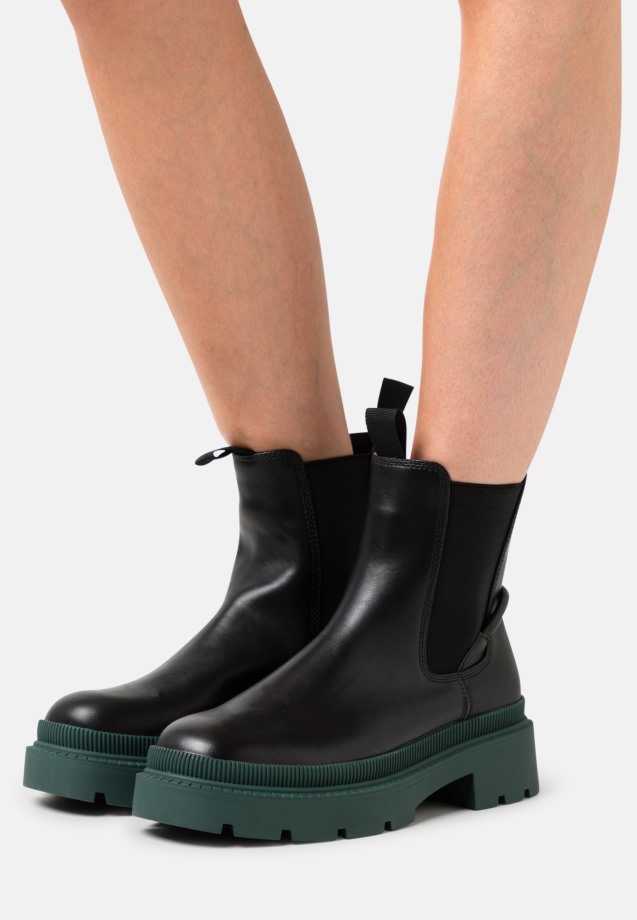 Women Platform Ankle Boots Black Gabor