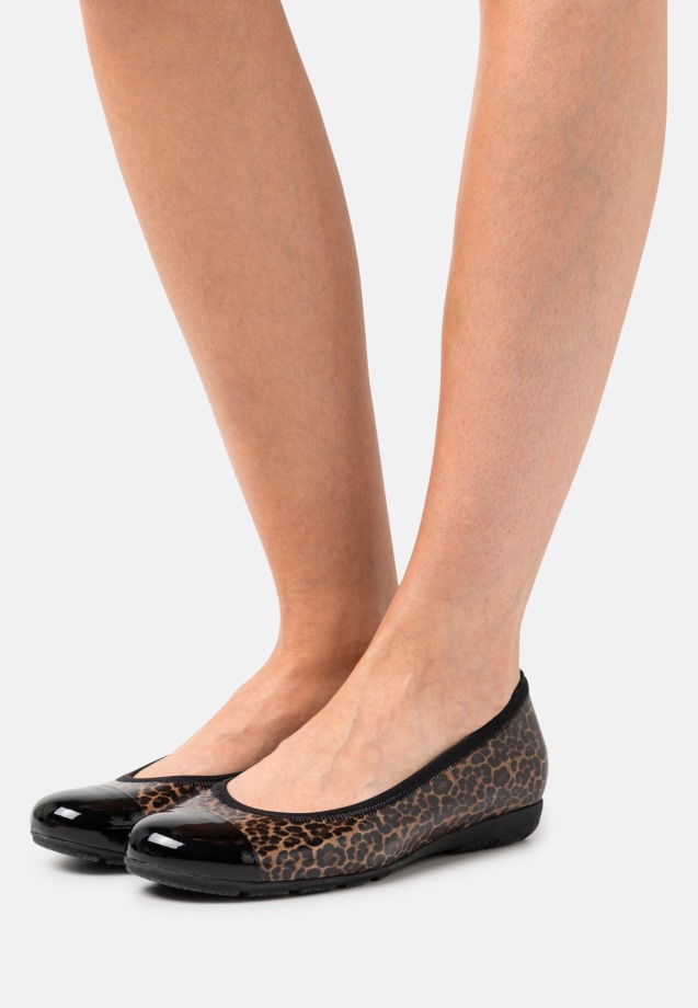 Black/Leopard Gabor Ballet Pumps