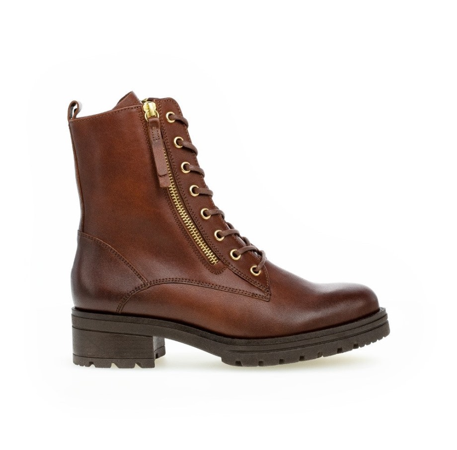 Gabor 9278555 Poslužiti Sedlo