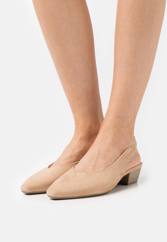 Caramel Gabor Classic Heels